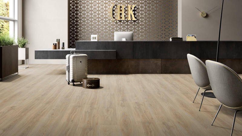 Укладка виниловой плитки в один цвет